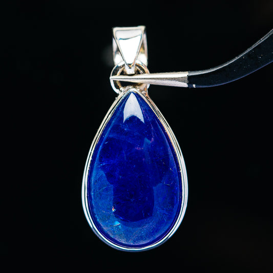 20.2ct Premium Tanzanite Pendant 1 1/4" (.925 Sterling Silver)