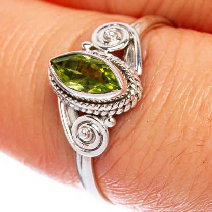 Peridot Dainty Ring Size 7.5 (925 Sterling Silver) R1076