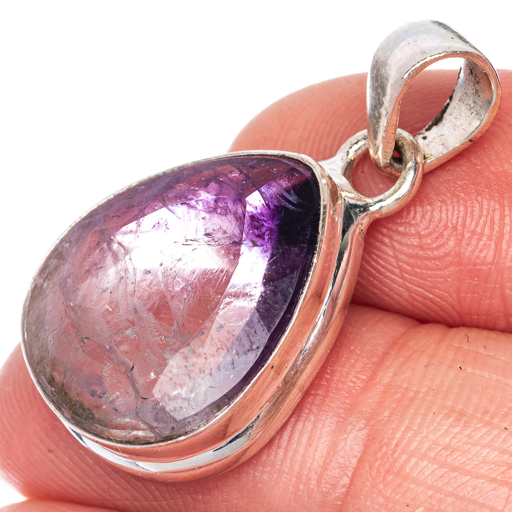 Chevron Amethyst Pendant 1 1/8" (925 Sterling Silver) P40805