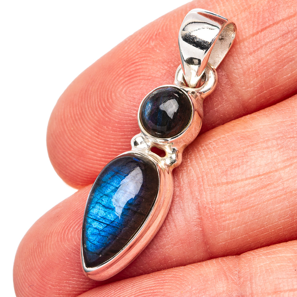 Labradorite Pendant 1 3/8" (.925 Sterling Silver)