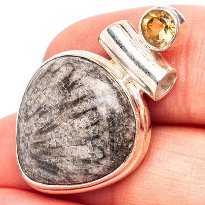 Stingray Coral Pendant 1 1/4" (.925 Sterling Silver)