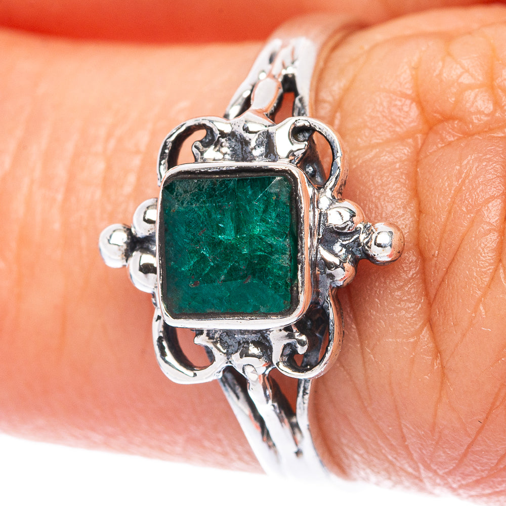Square emerald green gemstone dainty sterling silver ring, ornate close-up