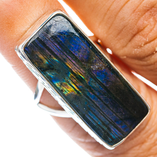 Premium Labradorite Ring Size 7 (.925 Sterling Silver)