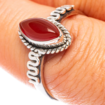 Red Onyx Ring Size 7.75 (925 Sterling Silver) R5662