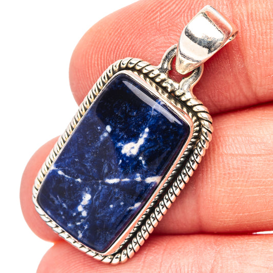 Rectangular sodalite pendant in 925 sterling silver with rope bezel and silver bail