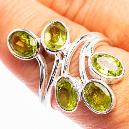 Peridot Ring Size 8.5 (925 Sterling Silver) R141976