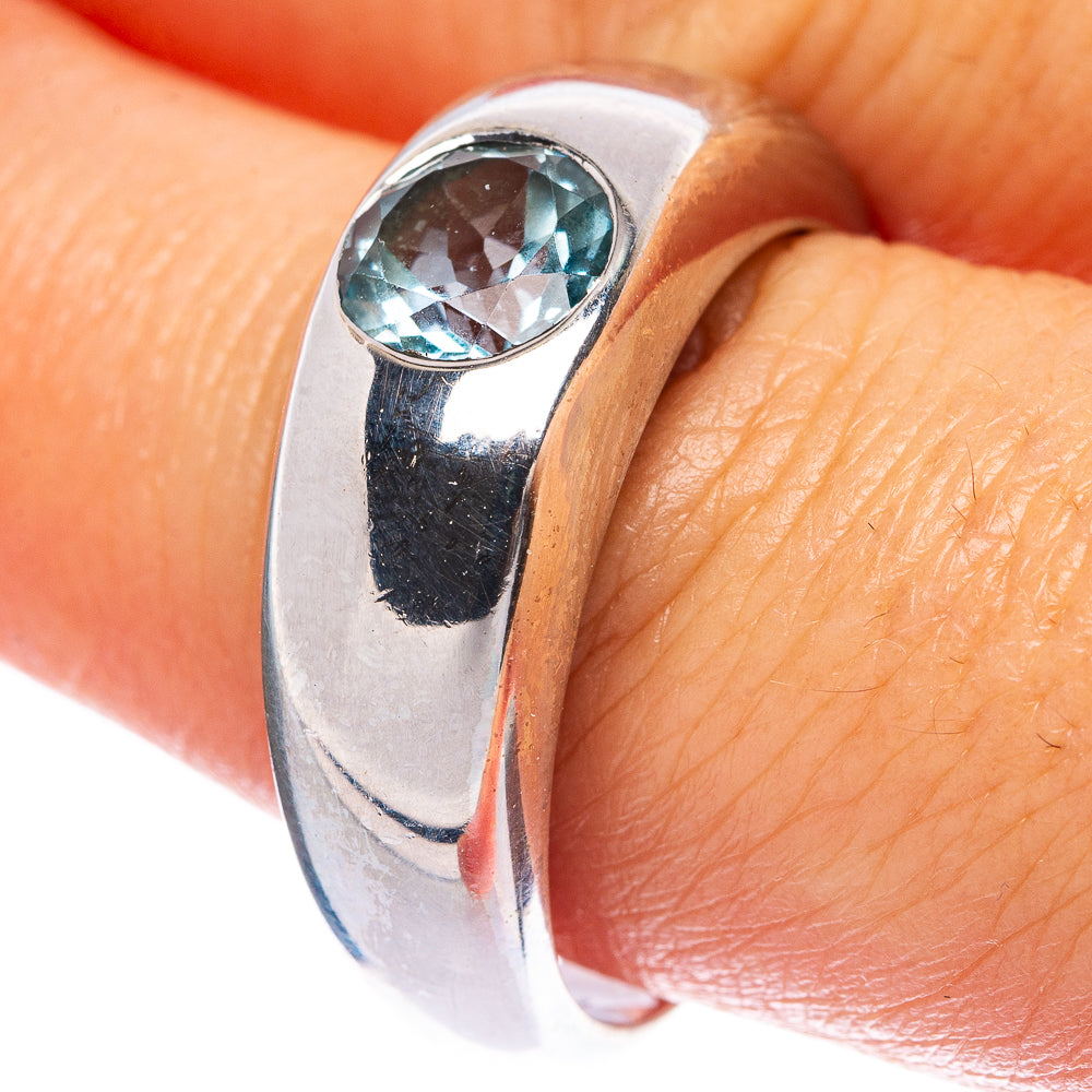 Rare Blue Topaz Ring Size 10 (925 Sterling Silver) R145918