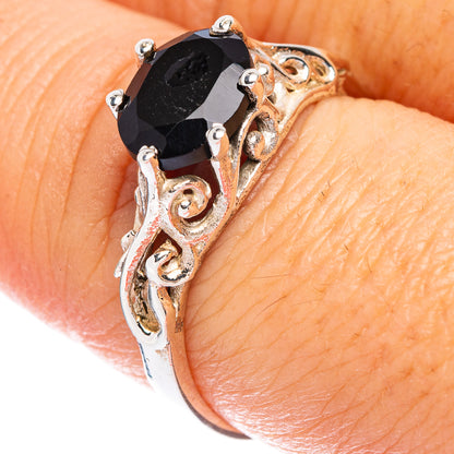 Black Onyx Dainty Ring Size 8.25 (925 Sterling Silver) R146797