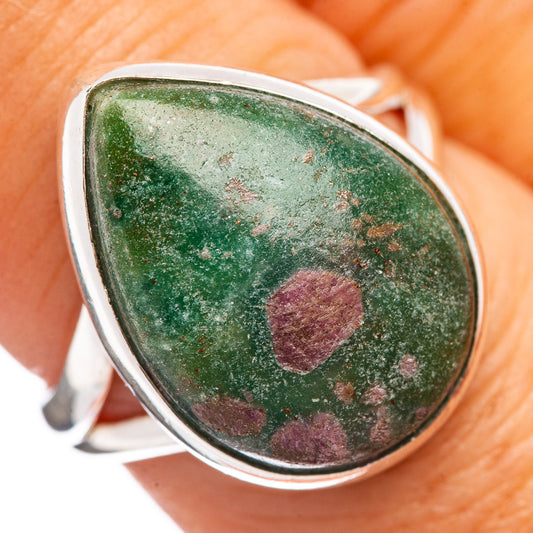 925 sterling silver ring with oval green fuchsite cabochon and purple speckled inclusions