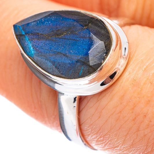 Sterling silver band labradorite ring, faceted oval stone with blue flashes