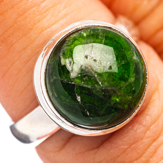 Sterling silver ring with oval green chrome diopside gemstone bezel setting