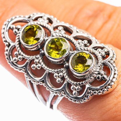 Peridot Ring Size 6.25 (925 Sterling Silver) R141949