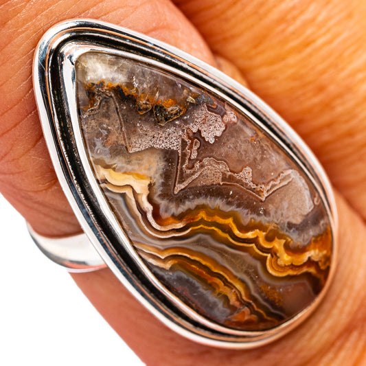 Oval crazy lace agate ring in .925 sterling silver, brown and gold stone with lacy bands