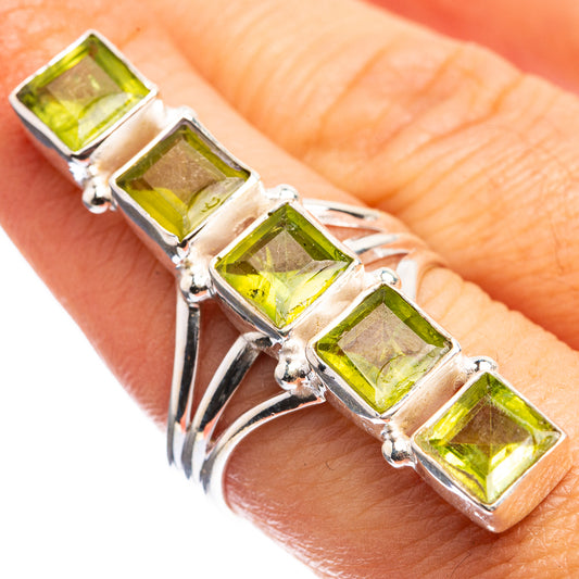 Large Peridot Ring Size 7.75 (925 Sterling Silver) R143210