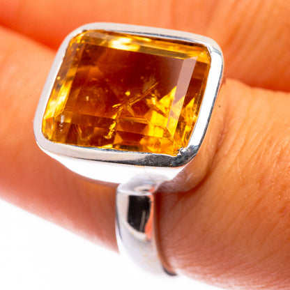 Faceted Citrine Ring Size 7 (925 Sterling Silver) R141138