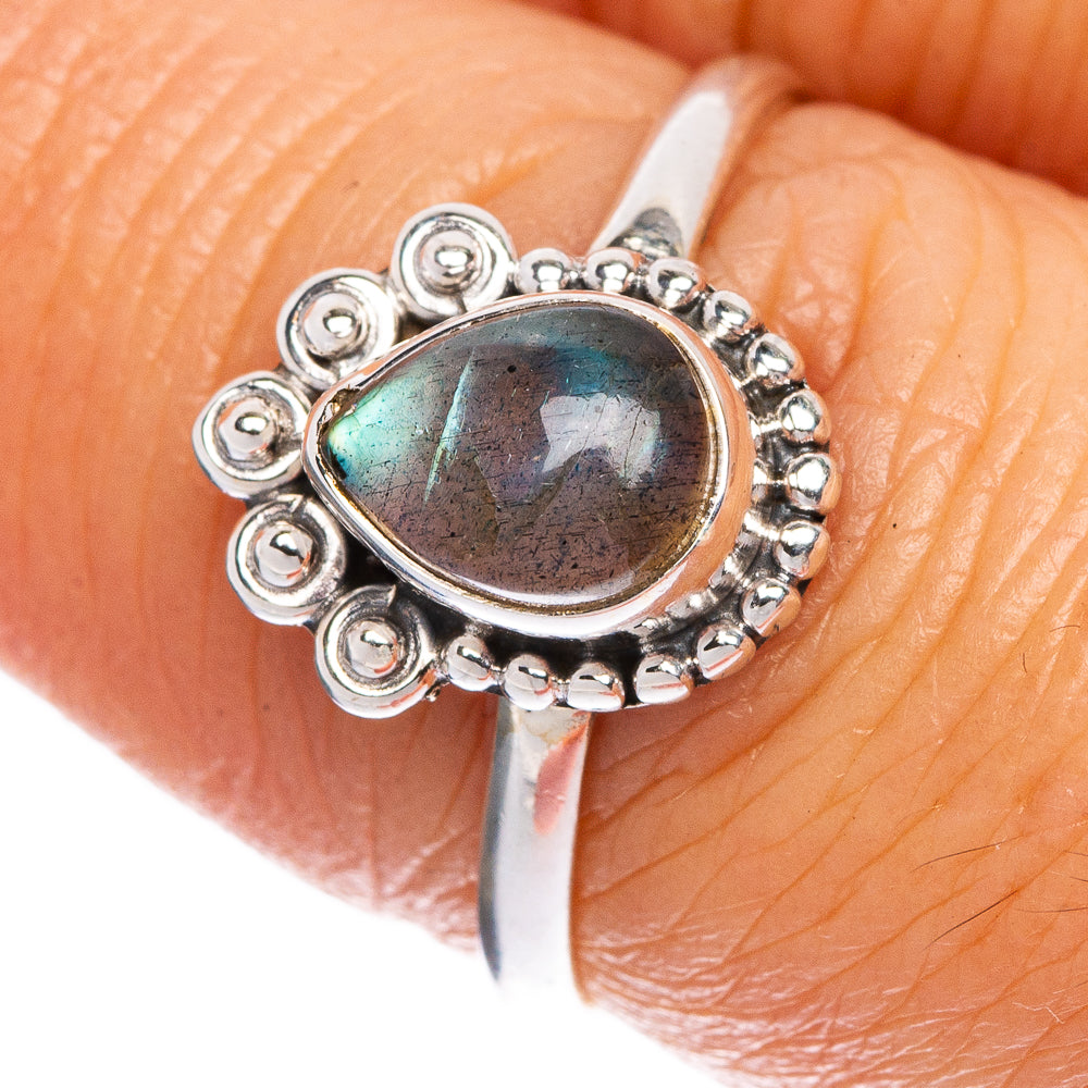 Labradorite Dainty Ring Size 7.25 (925 Sterling Silver) R1143