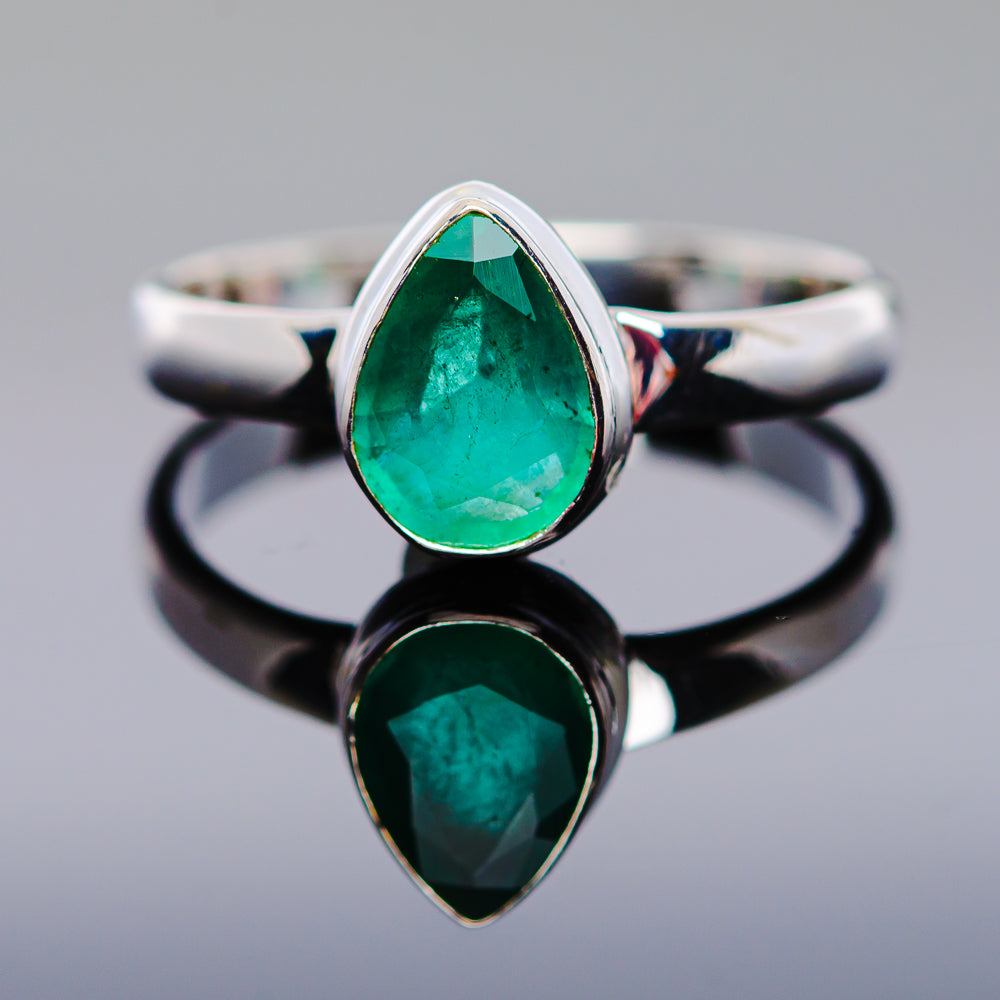 1ct Premium Zambian Emerald Ring Size 6.25 (.925 Sterling Silver)