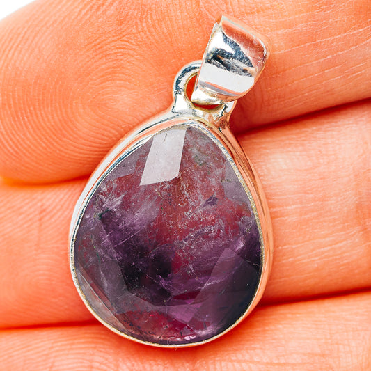 Chevron Amethyst Pendant 1 1/8" (.925 Sterling Silver)