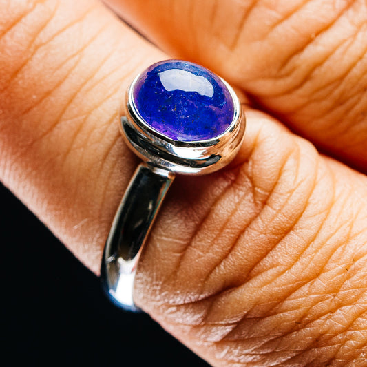 Oval blue gemstone sterling silver ring, polished band with split detail