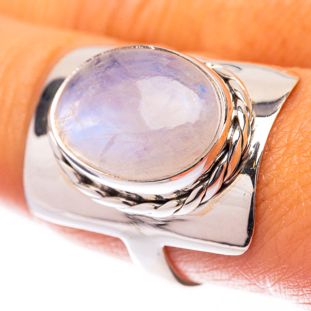 Rainbow Moonstone Ring Size 9 (925 Sterling Silver) R140564