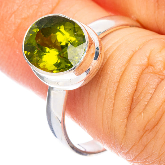 Peridot Ring Size 8 (925 Sterling Silver) R7311