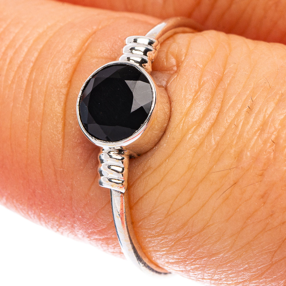 Black Onyx Dainty Ring Size 7.5 (925 Sterling Silver) R146831