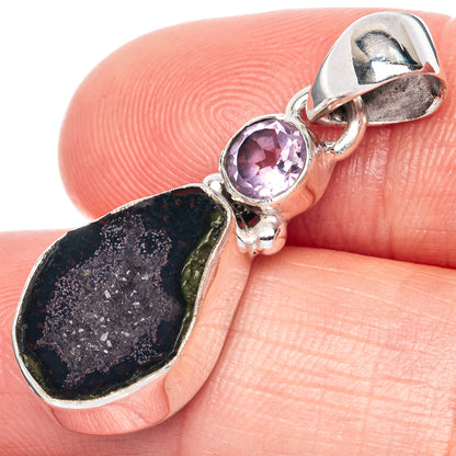 Coconut Geode, Amethyst 925 Sterling Silver Pendant 1 1/4" (925 Sterling Silver) P41900