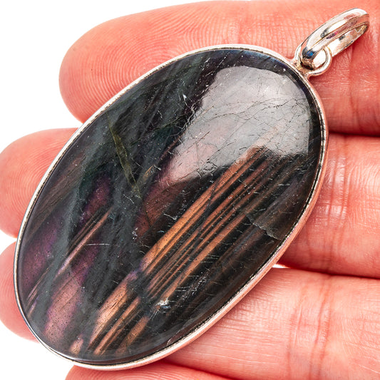 Silver-plated labradorite pendant with oval stone and loop bail, dark iridescent sheen