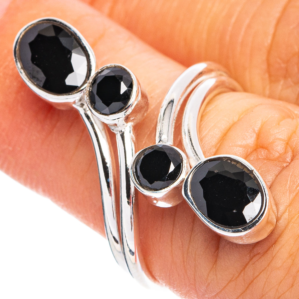 Dainty Black Onyx Ring Size 5.25 (925 Sterling Silver) R8693