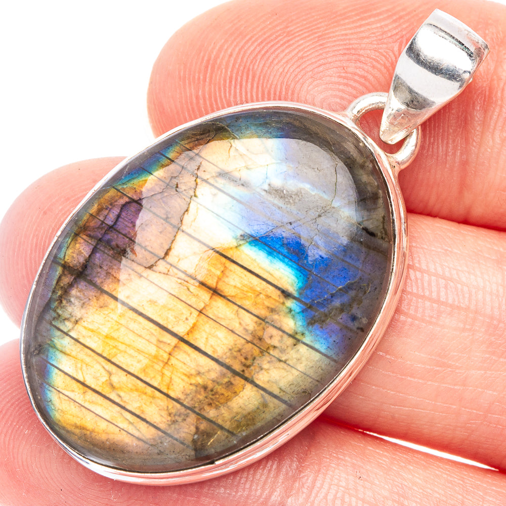 Labradorite Pendant 1 5/8" (925 Sterling Silver) P44815