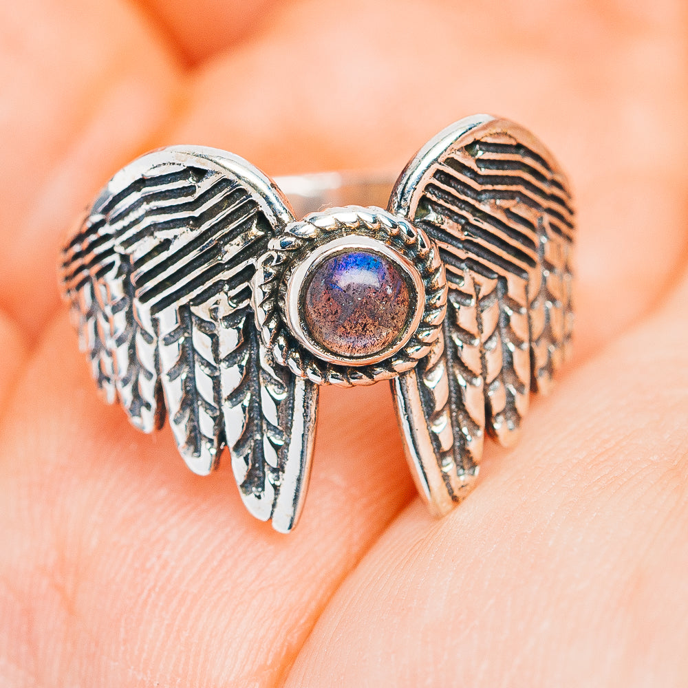 Southwestern Style Labradorite Feather Ring Size 6.5 (.925 Sterling Silver)