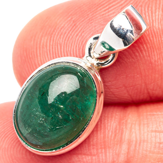 Oval green emerald pendant in .925 sterling silver with top bail