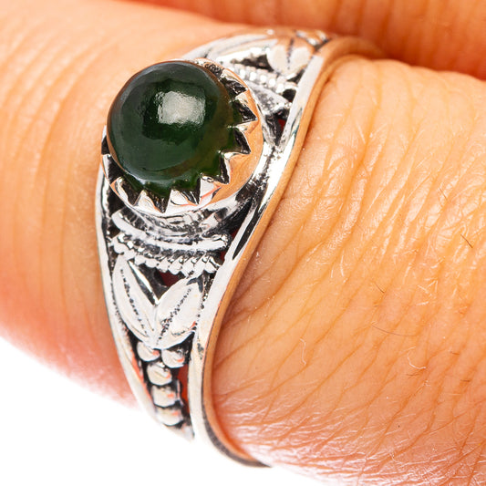 Green Onyx Dainty Ring Size 7.75 (925 Sterling Silver) R5918