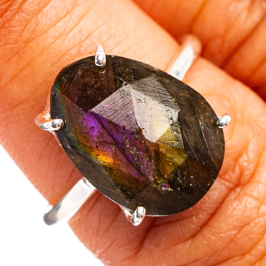 Oval labradorite gemstone ring in .925 sterling silver, faceted dark stone with prongs