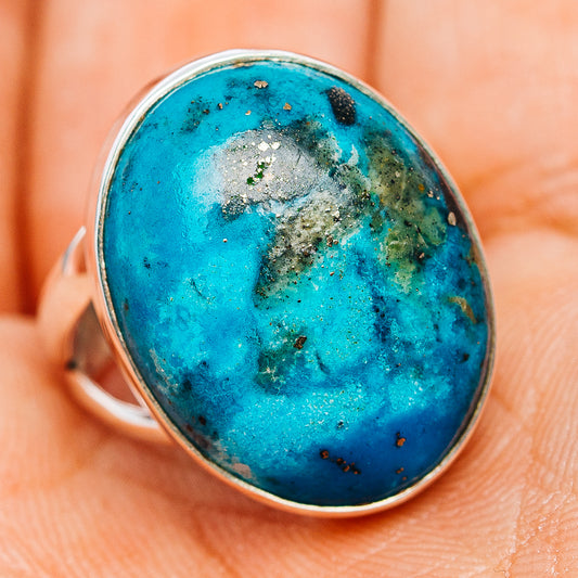 Turquoise cabochon sterling silver ring, size 7 (.925), angled side view