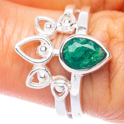 Emerald Dainty Ring Size 8 (925 Sterling Silver) R145898