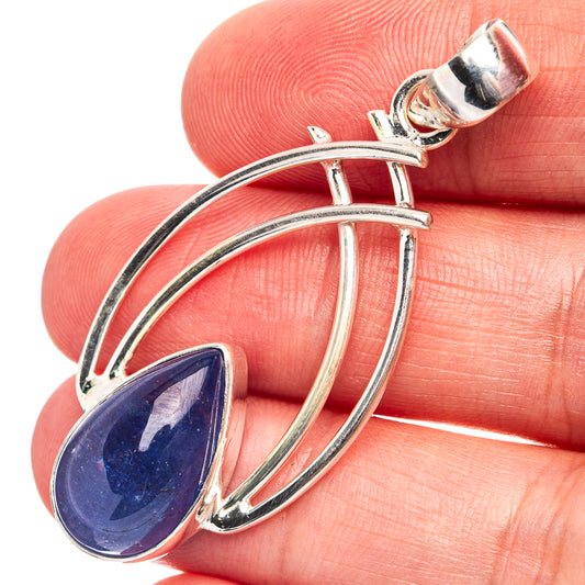 Oval blue tanzanite pendant in sterling silver with hinged bail