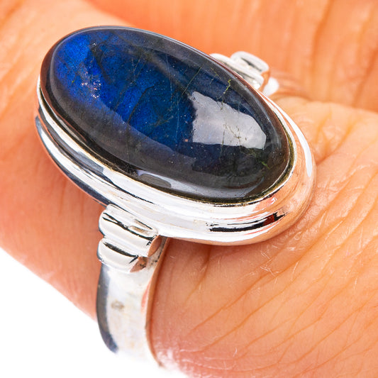 Labradorite oval ring in .925 sterling silver, deep blue flash gemstone bezel