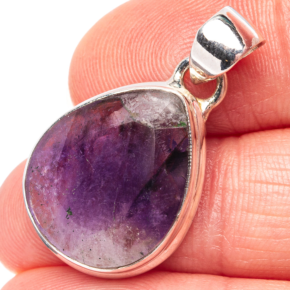 Bi-color amethyst pendant, pear-shaped cabochon in .925 sterling silver bezel