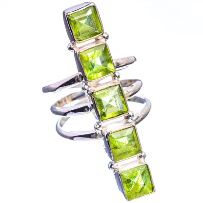 Large Peridot Ring Size 8.25 (925 Sterling Silver) R142337