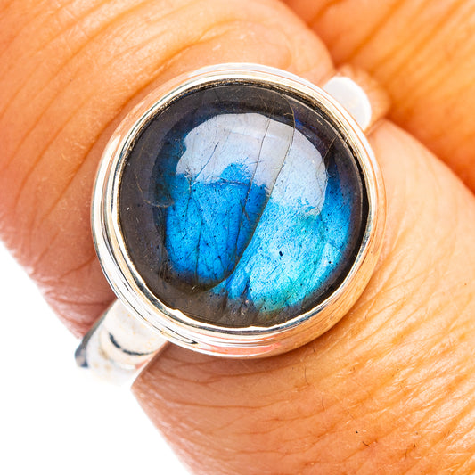 Labradorite gemstone ring in .925 sterling silver, round bezel with blue shimmer