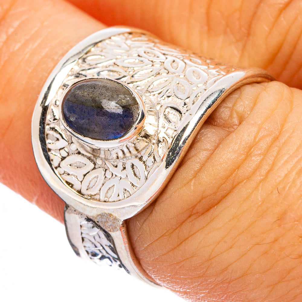 Labradorite Ring Size 6.75 (925 Sterling Silver) R146281