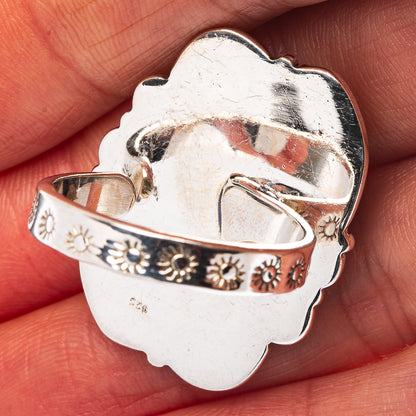 Sterling silver adjustable ring with engraved leaf and floral band detail
