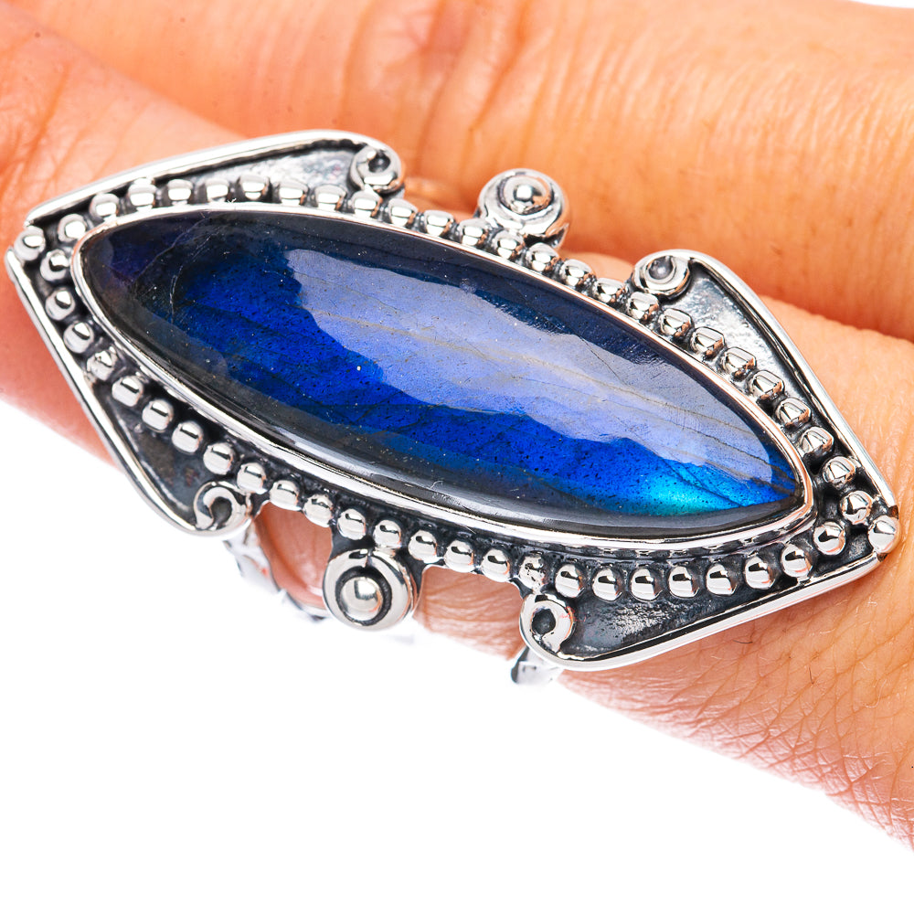 Signature Labradorite Ring Size 7.25 (925 Sterling Silver) R2557