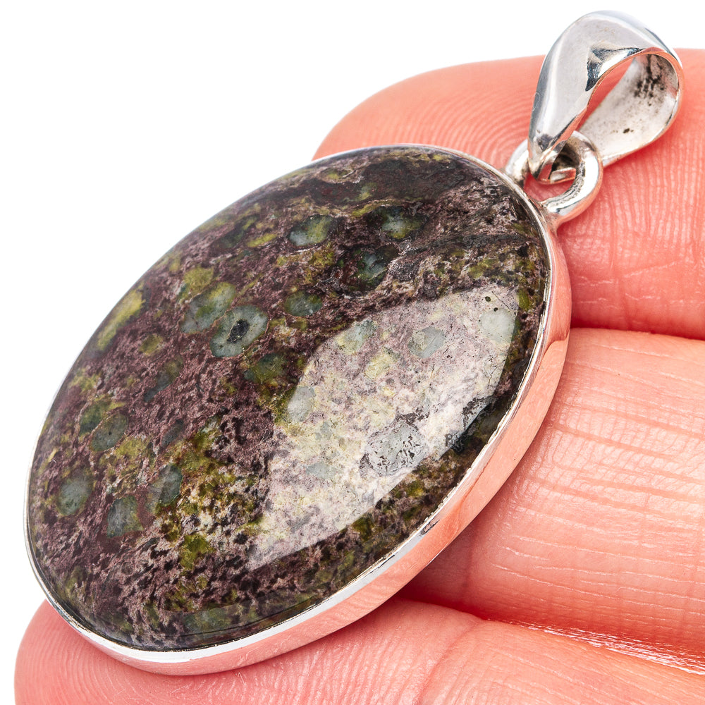 Grass Garnet Pendant 1 5/8" (925 Sterling Silver) P42216