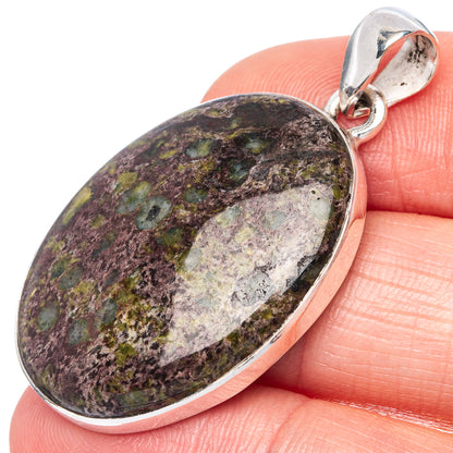 Grass Garnet Pendant 1 5/8" (925 Sterling Silver) P42216