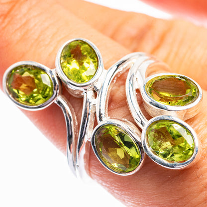 Peridot Ring Size 7.5 (925 Sterling Silver) R141948