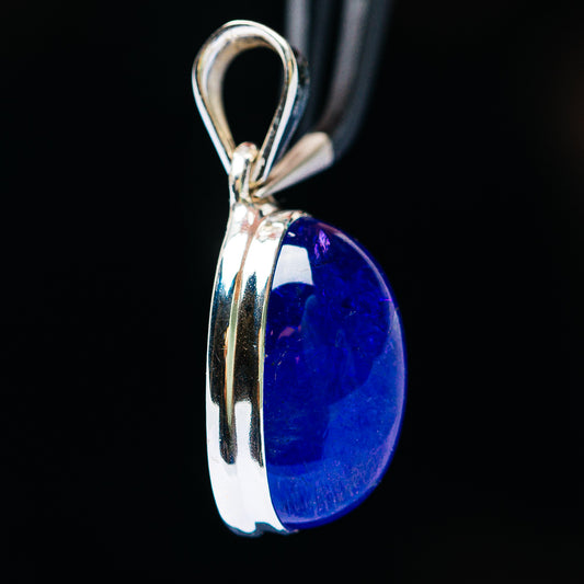 24.9ct Premium Tanzanite Pendant 1 1/4" (.925 Sterling Silver)