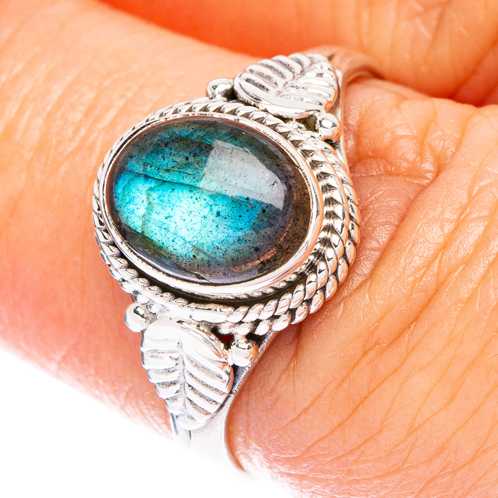 Labradorite Dainty Ring Size 7 (925 Sterling Silver) R146945