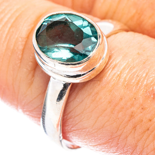 Green faceted fluorite set in sterling silver band ring, size 9